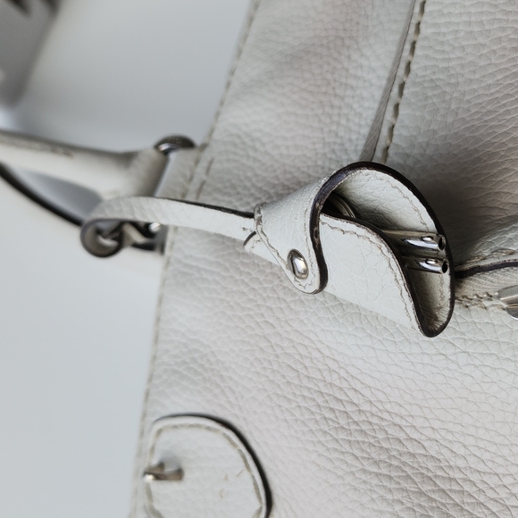 Tod's Leather Front Pocket Tote Bag - Picture 4 of 15